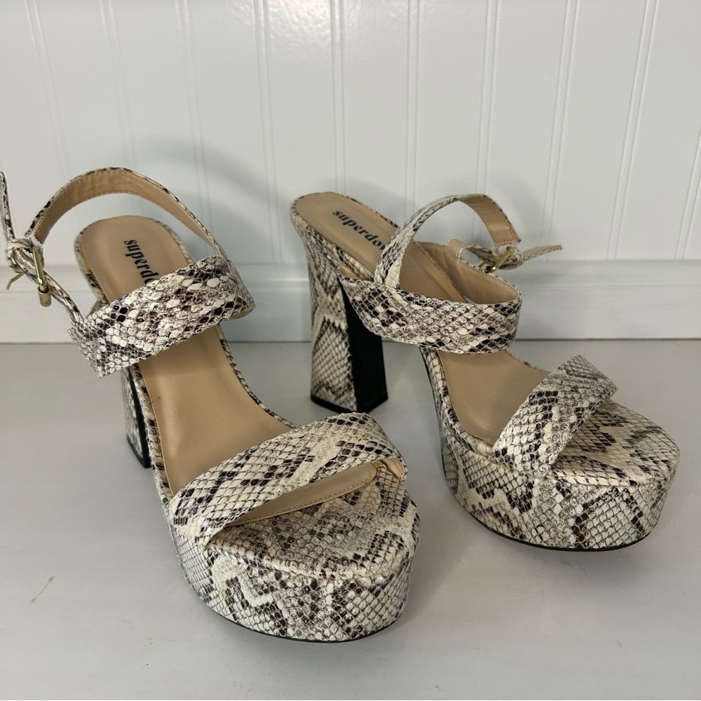 Superdown Piero Heel - Picture 2 of 11